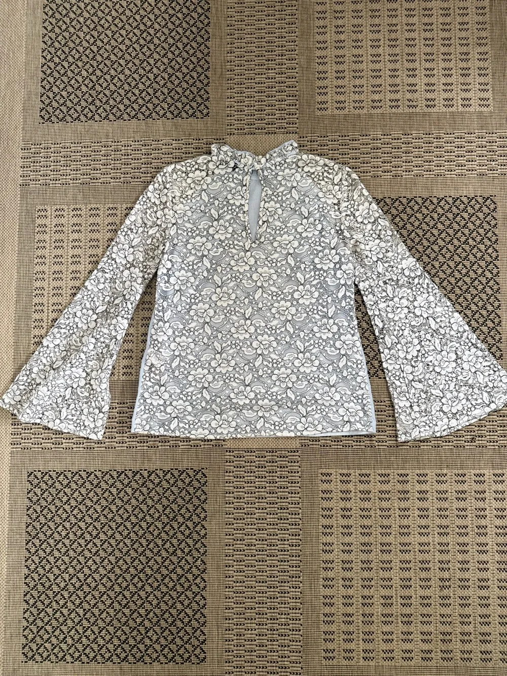 TopShop Costal Lace Bell Sleeve Blouse - Size 4